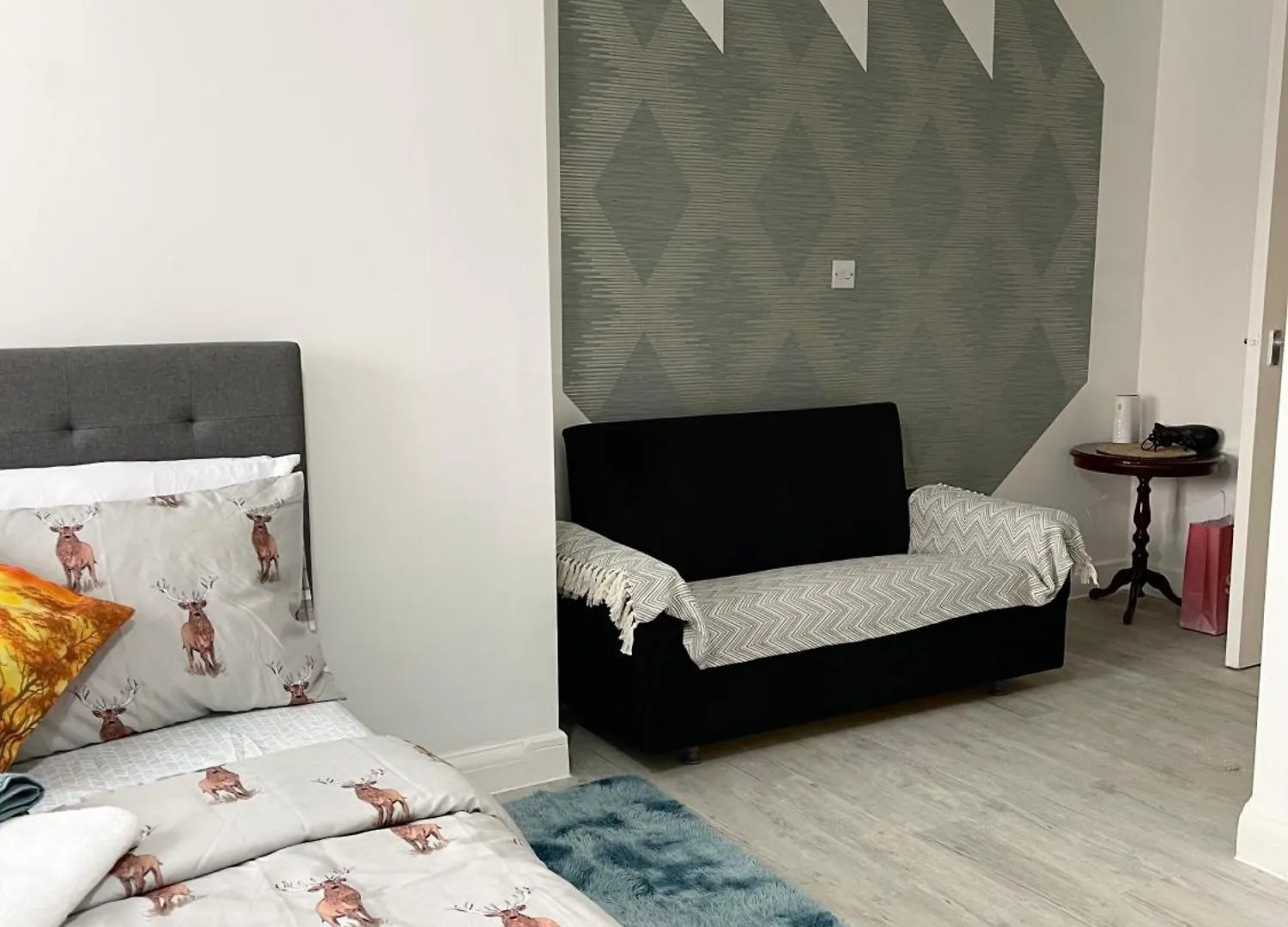 Stanton - Stylish 2 Bedroom 达格纳姆 公寓